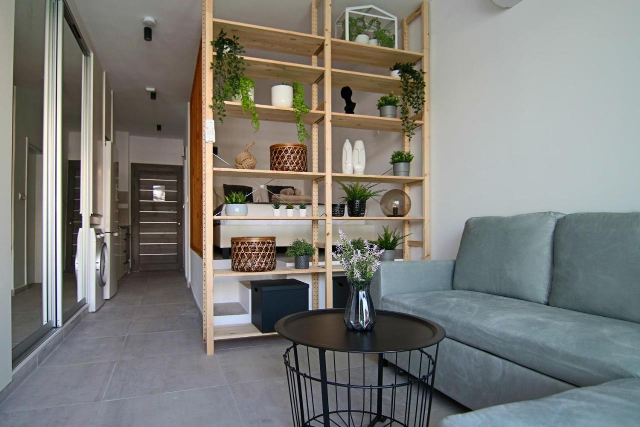 شقة Phaedrus Living Seaside Luxury Flat Athina 123 بافوس المظهر الخارجي الصورة